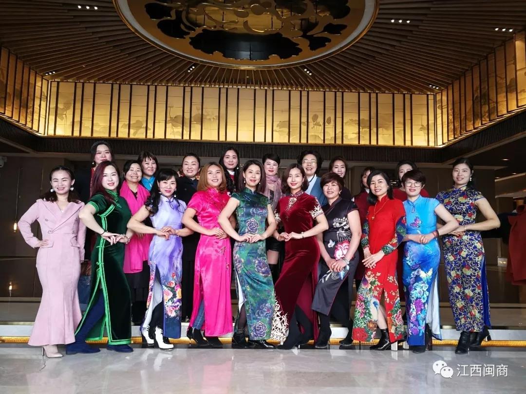 我会组织闽籍女企业家举行“踏青赏院丽人行”三·八妇女节主题活动
